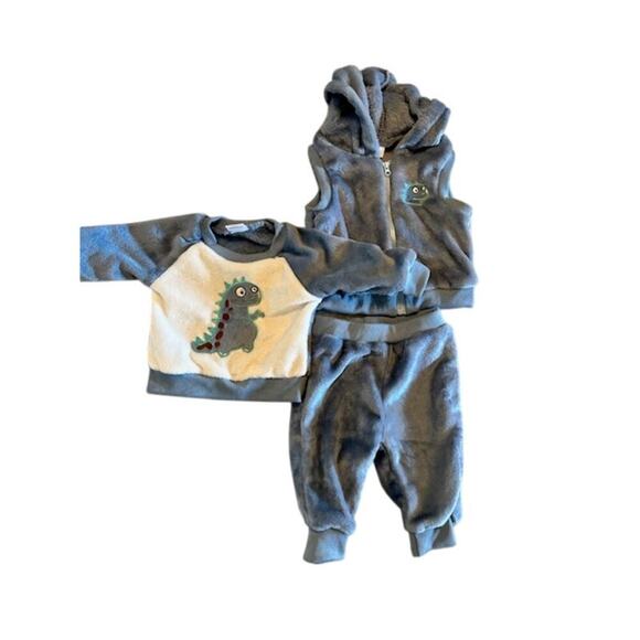 3–6M Baby Boy Bundle (6-pc) - Picture 5 of 10